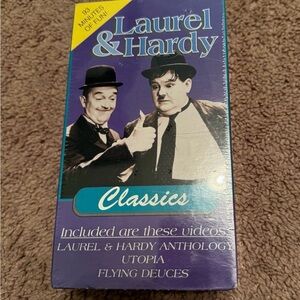 Laurel & Hardy Classics VHS Set